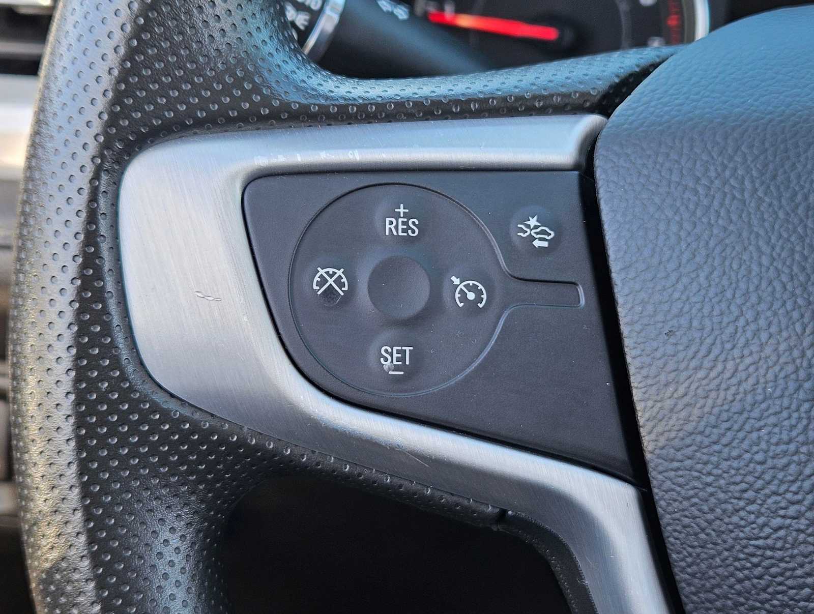 Thumbnail: 2023 GMC Acadia - 22