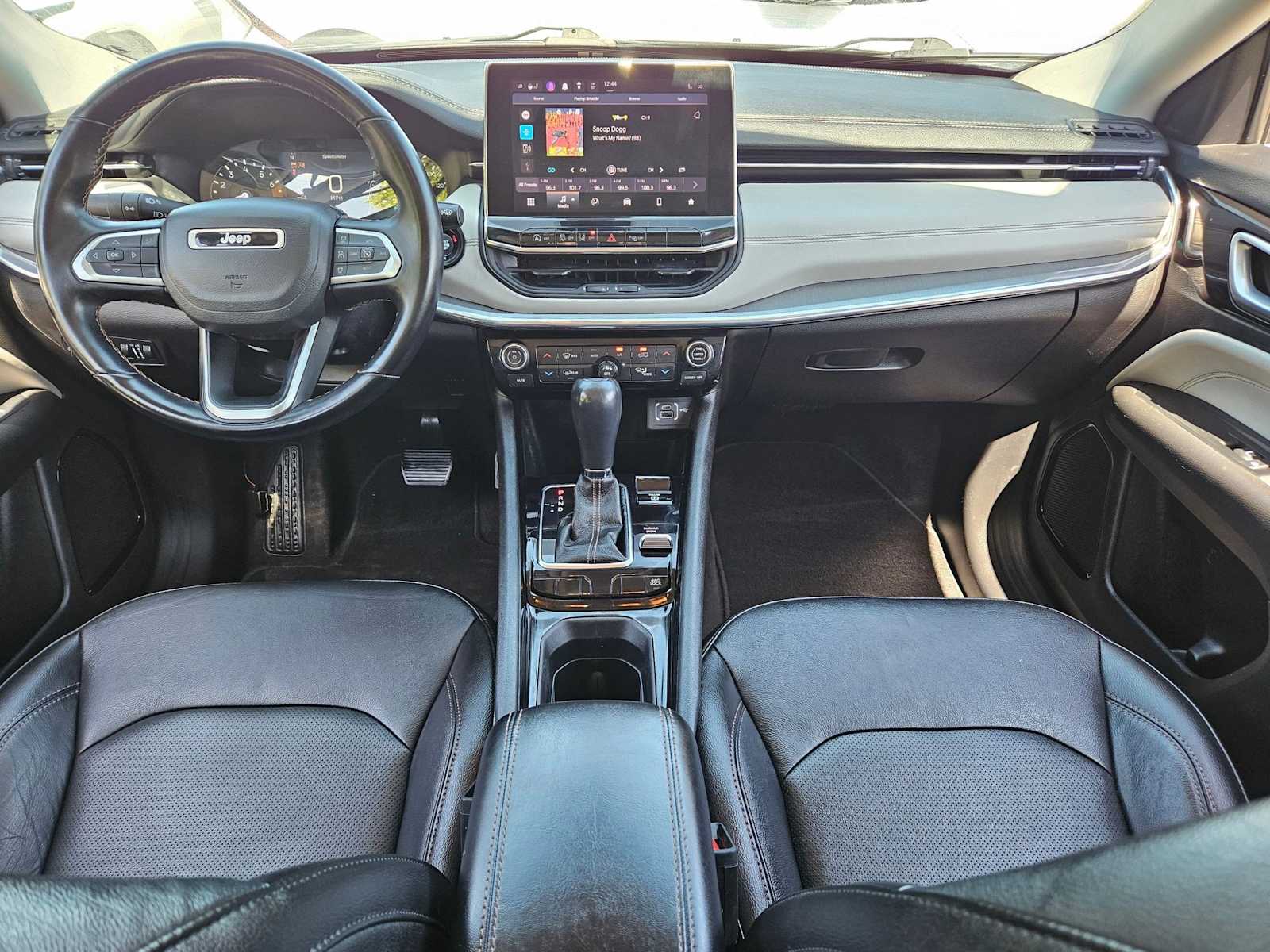 Thumbnail: 2022 Jeep Compass - 14