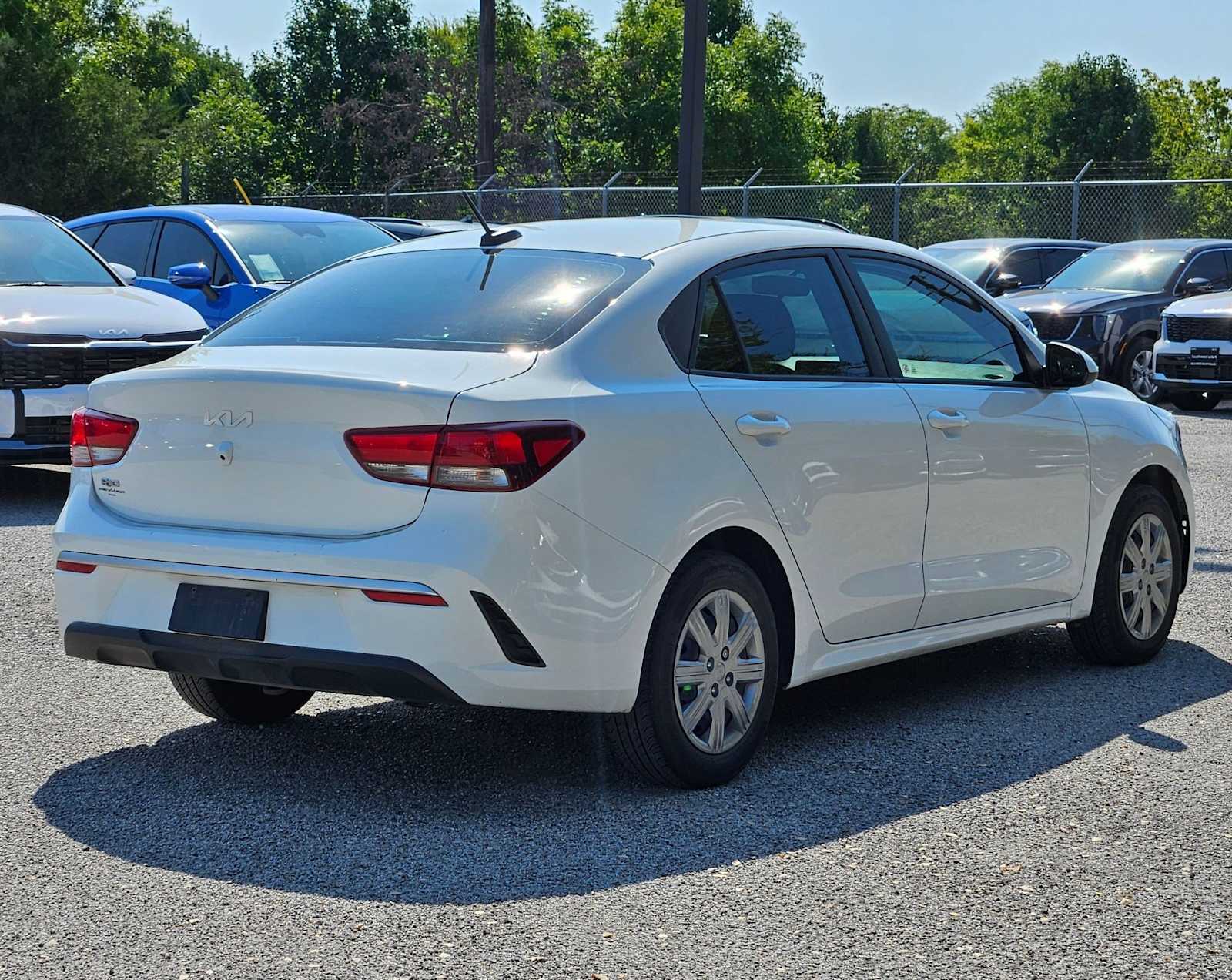 Thumbnail: 2023 Kia Rio - 5