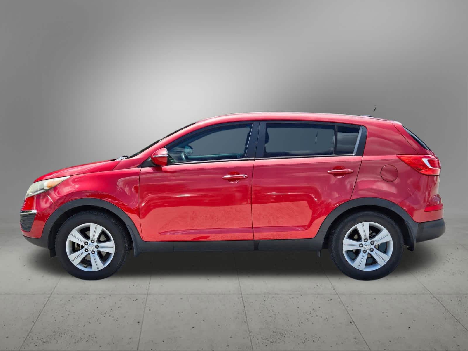 Thumbnail: 2013 Kia Sportage - 2