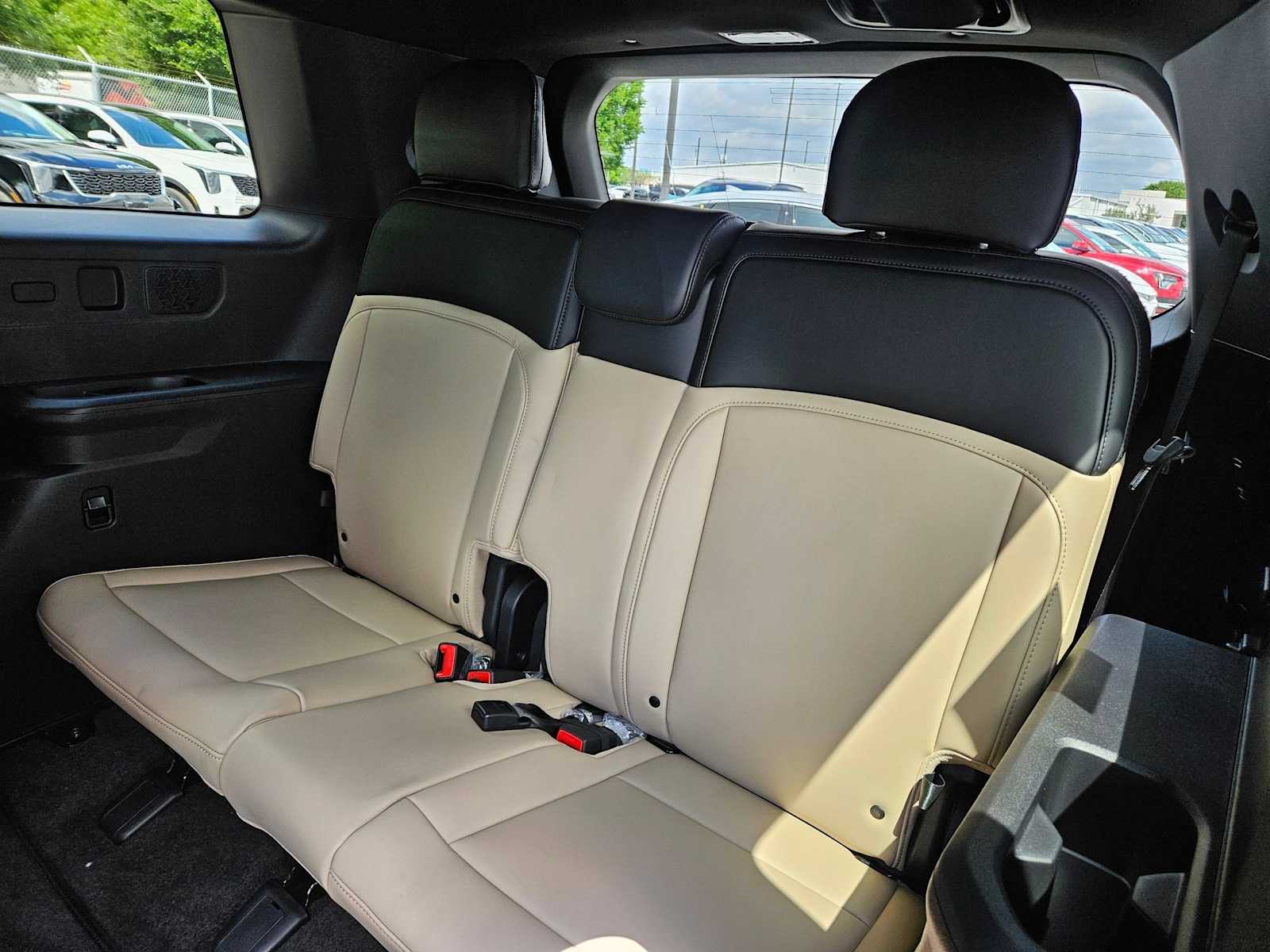 Thumbnail: 2027 Kia Telluride - 22