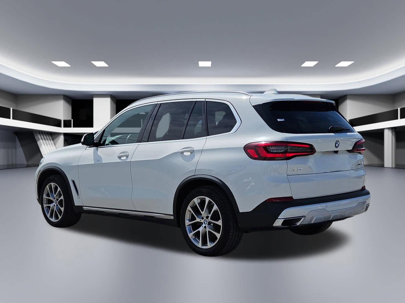 Thumbnail: 2022 BMW X5 - 4