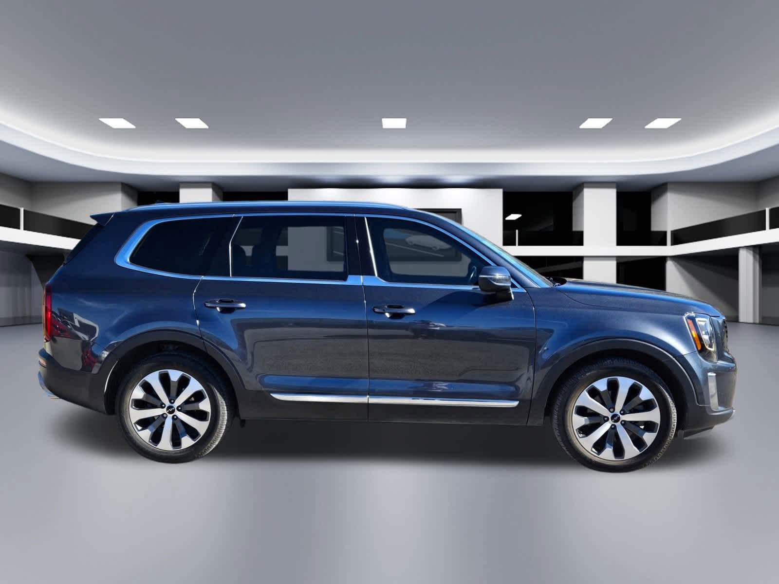 Thumbnail: 2022 Kia Telluride - 7