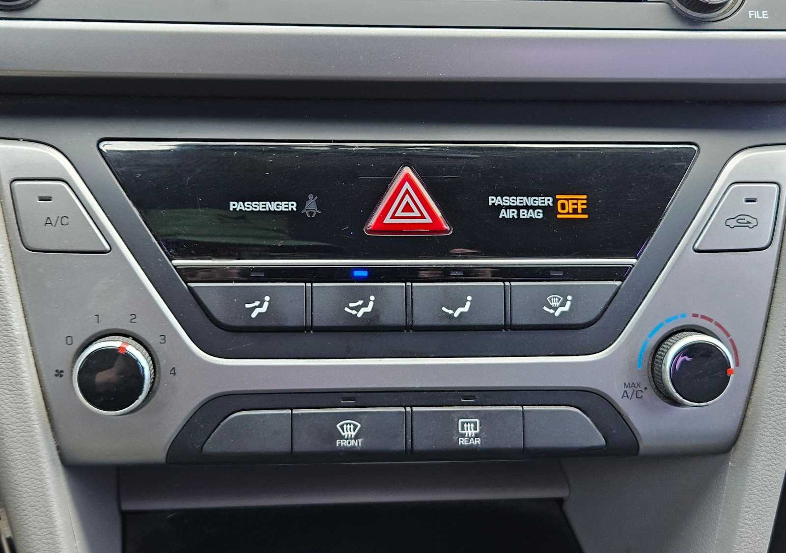 Thumbnail: 2017 Hyundai Elantra - 19