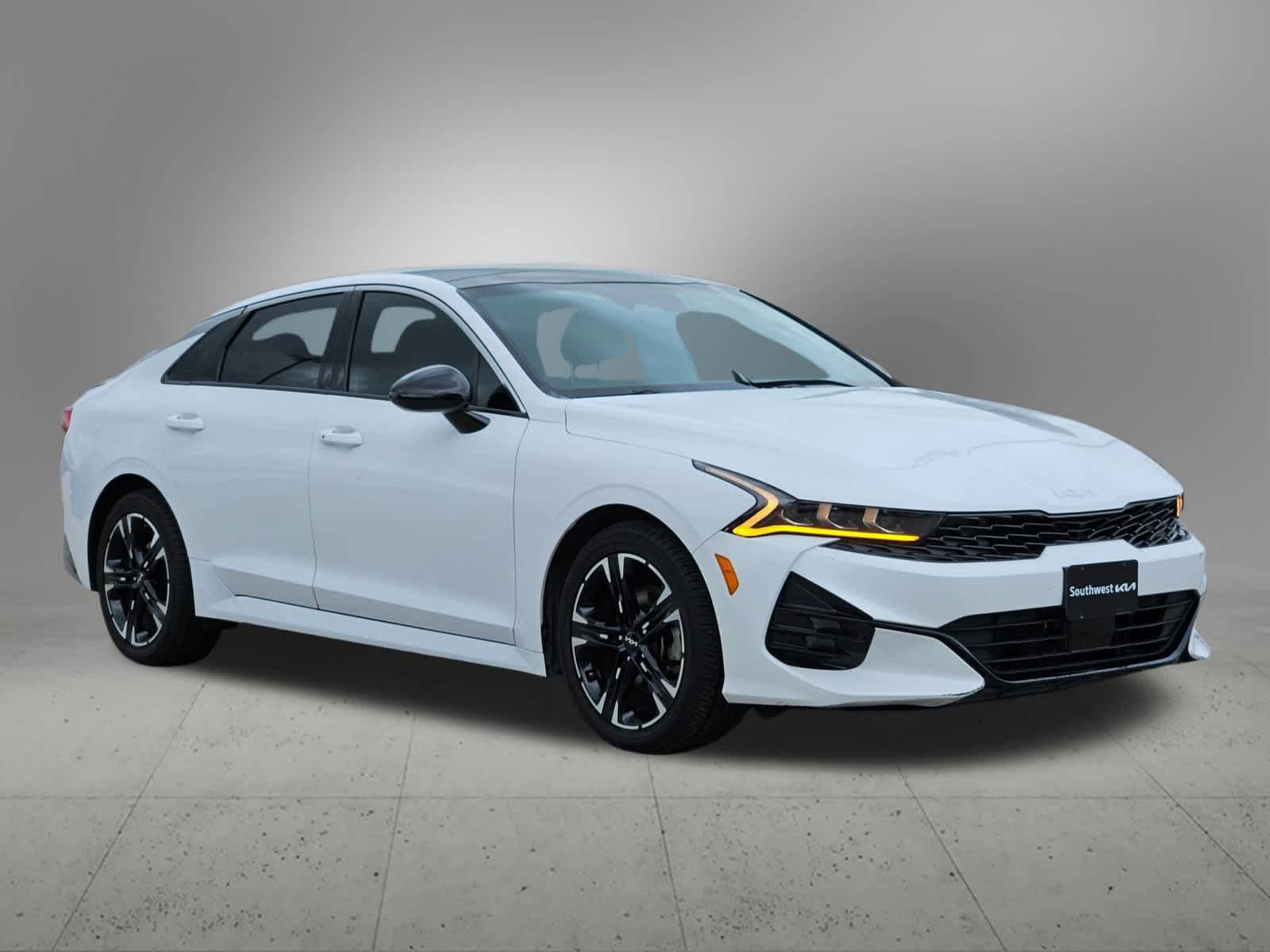 2022 Kia K5 GT-Line 8