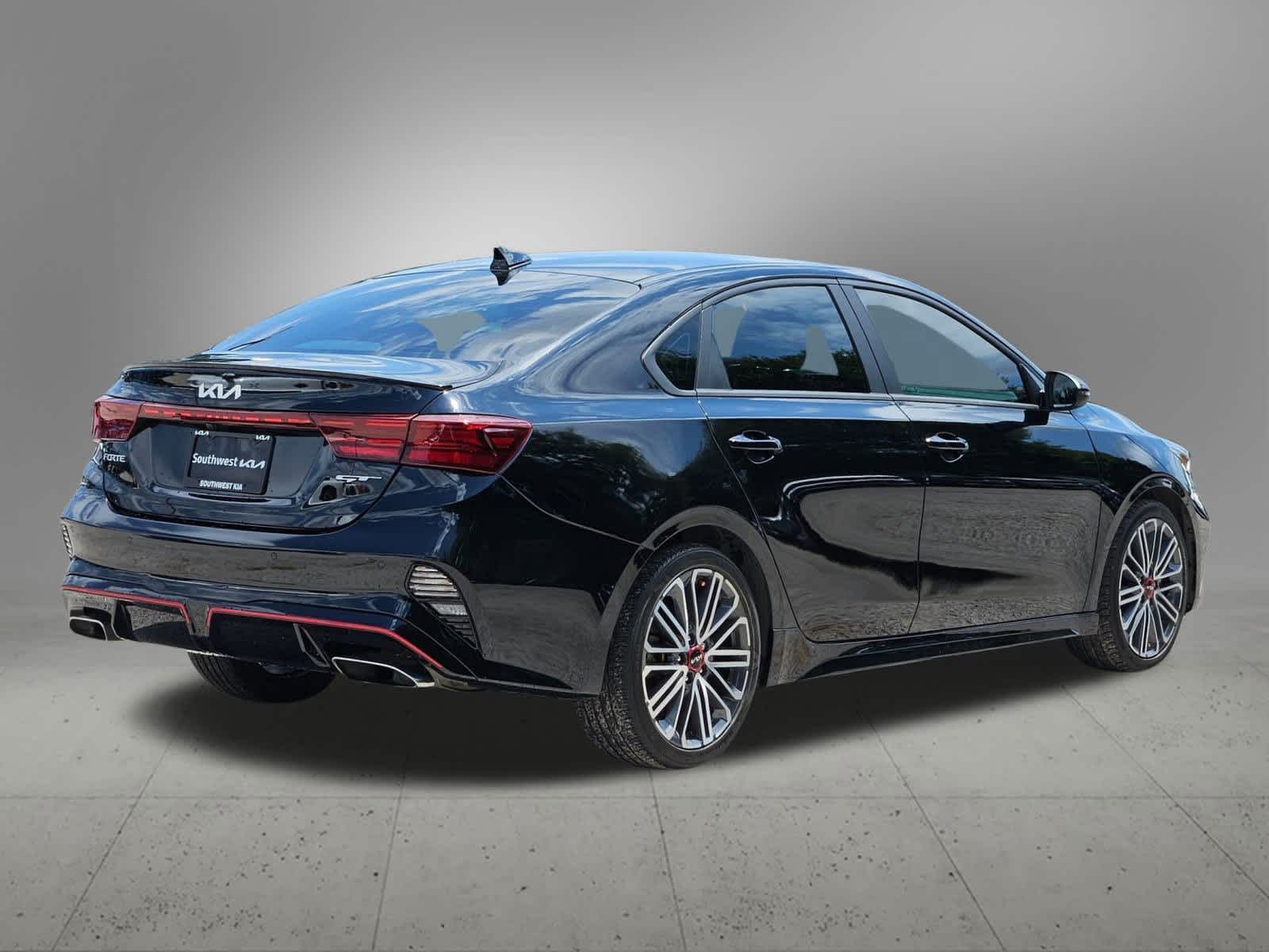 Thumbnail: 2023 Kia Forte - 5