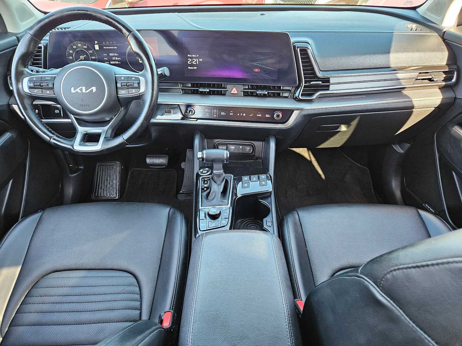 Thumbnail: 2023 Kia Sportage - 16