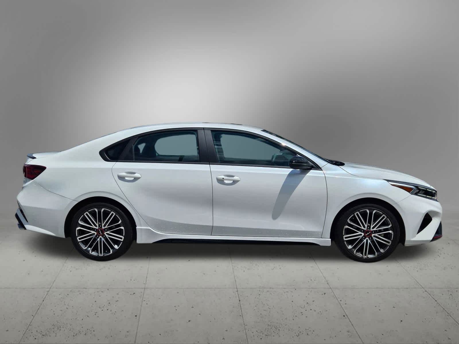 2023 Kia Forte GT 8