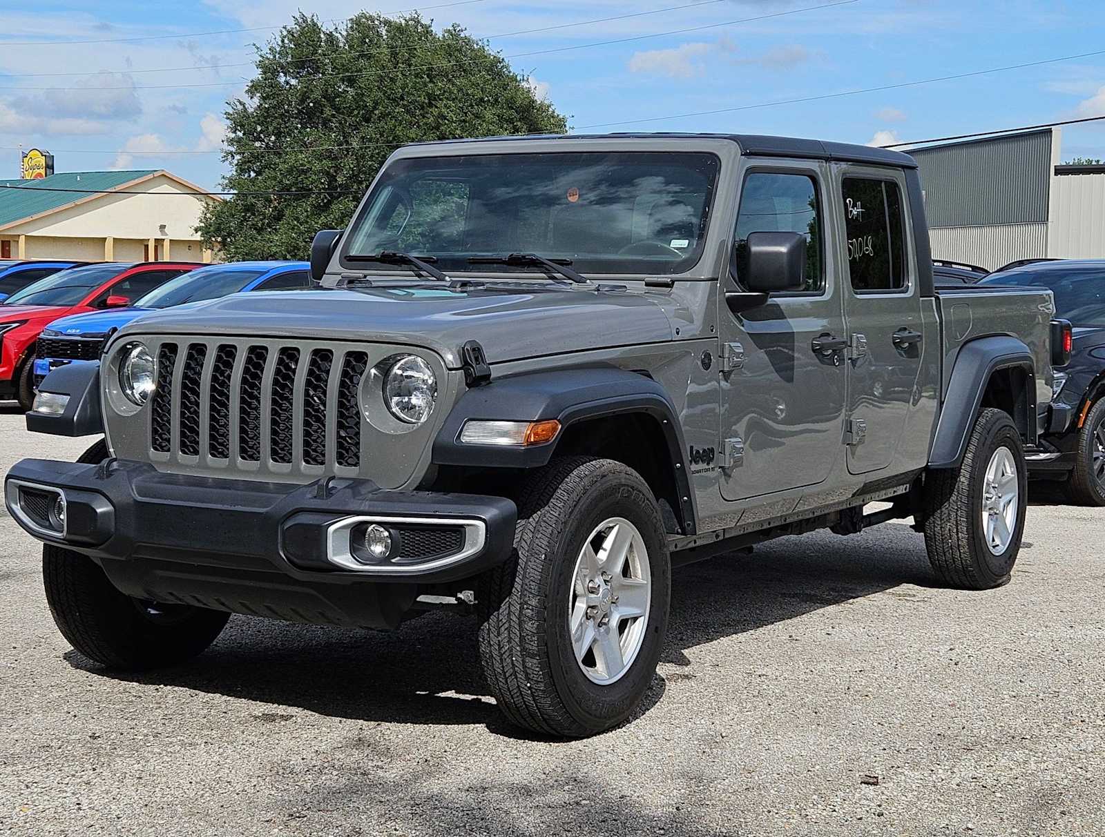 Thumbnail: 2023 Jeep Gladiator - 10