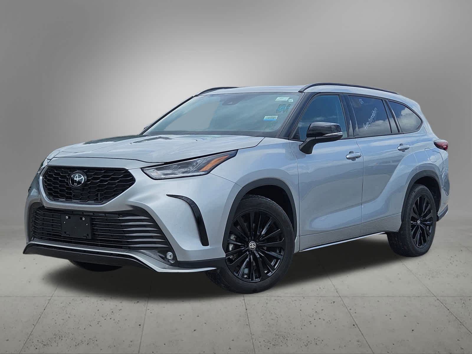 Thumbnail: 2024 Toyota Highlander - 1