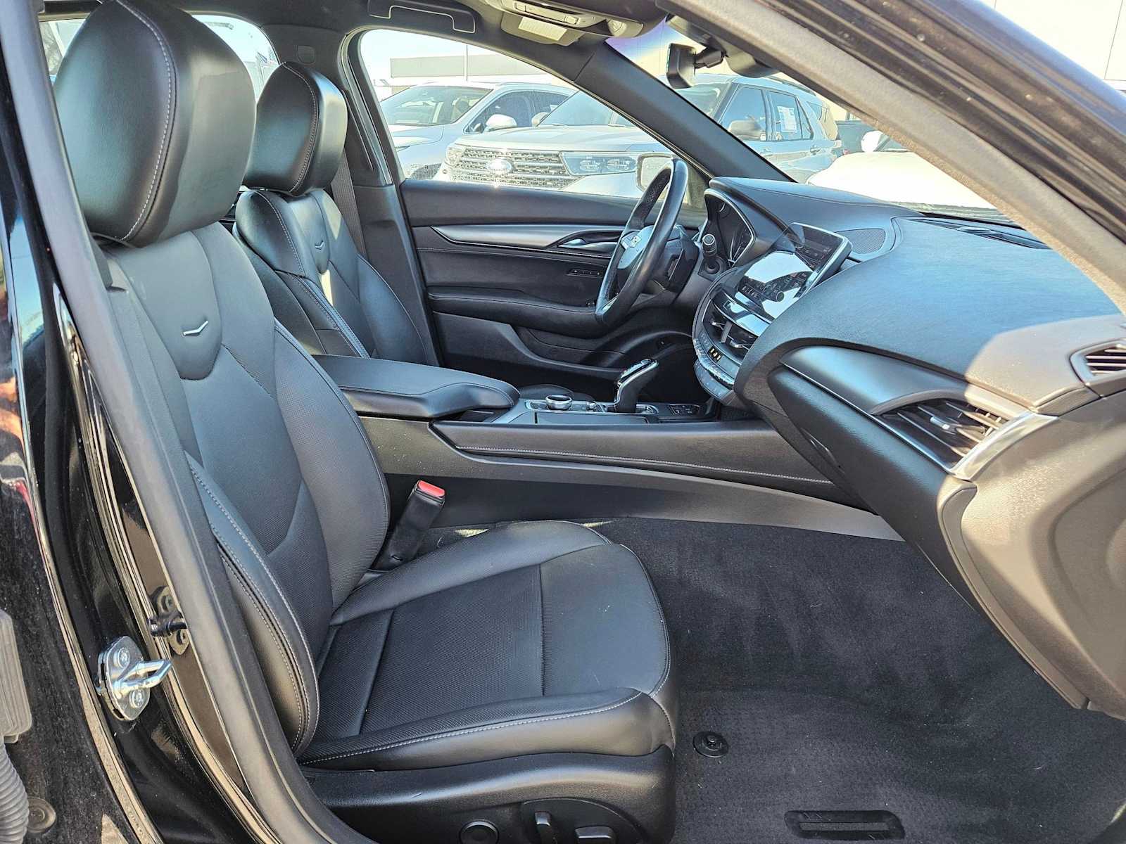 Thumbnail: 2023 Cadillac CT5 - 20