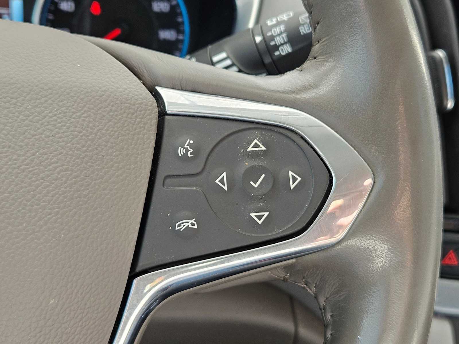 Thumbnail: 2019 Chevrolet Traverse - 27