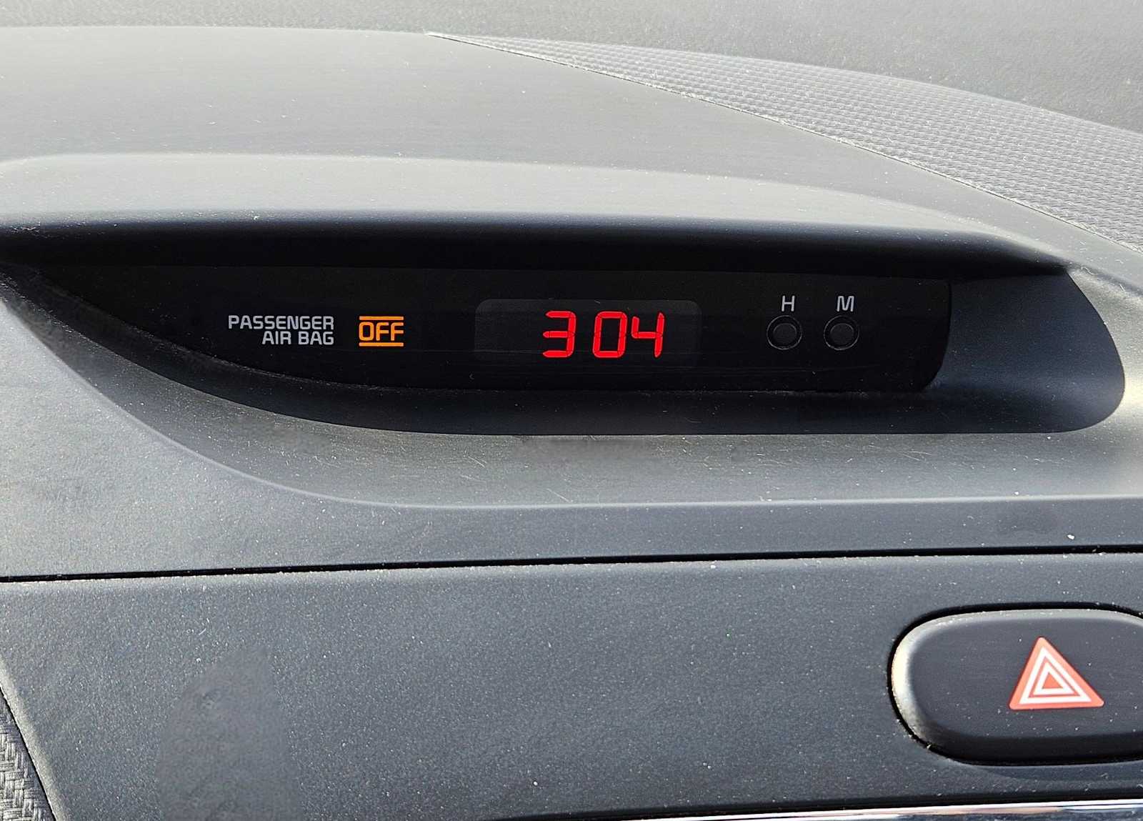 Thumbnail: 2017 Kia Forte - 30