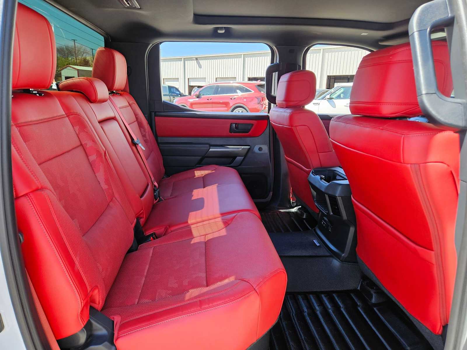 Thumbnail: 2024 Toyota Tundra - 19