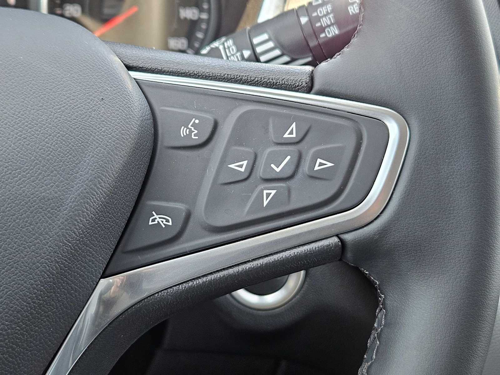 2023 Chevrolet Equinox LT 23