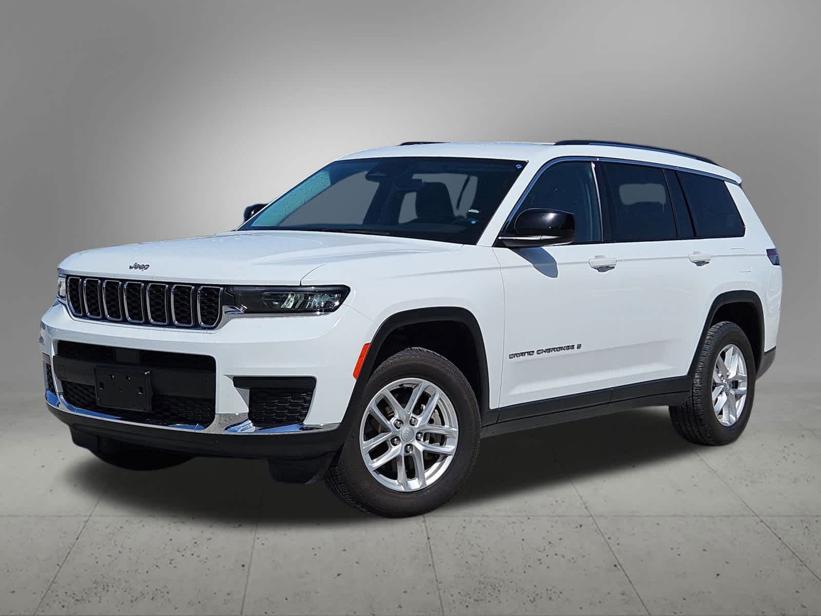 Thumbnail: 2023 Jeep Grand Cherokee L - 1
