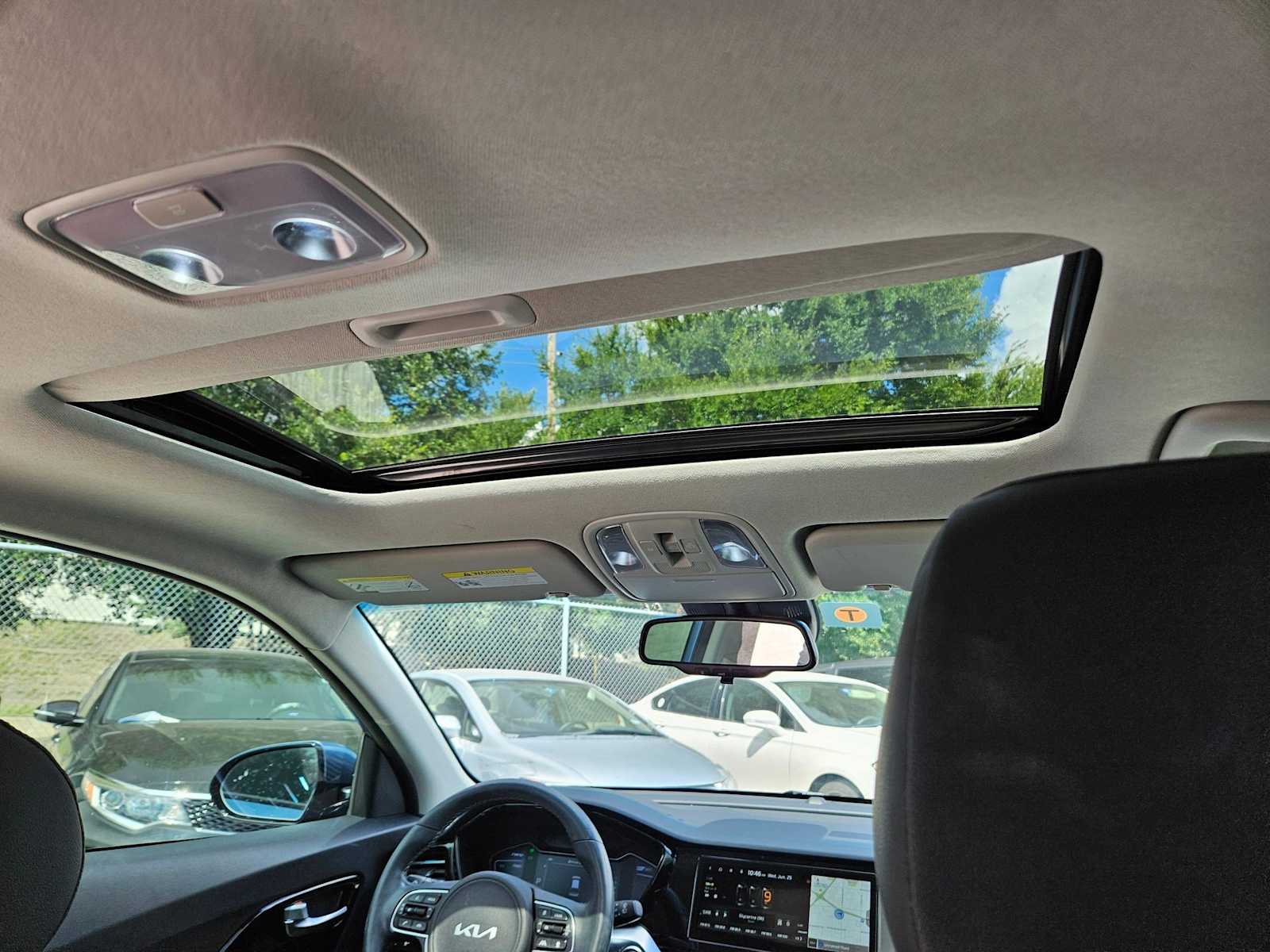Thumbnail: 2022 Kia Niro - 19