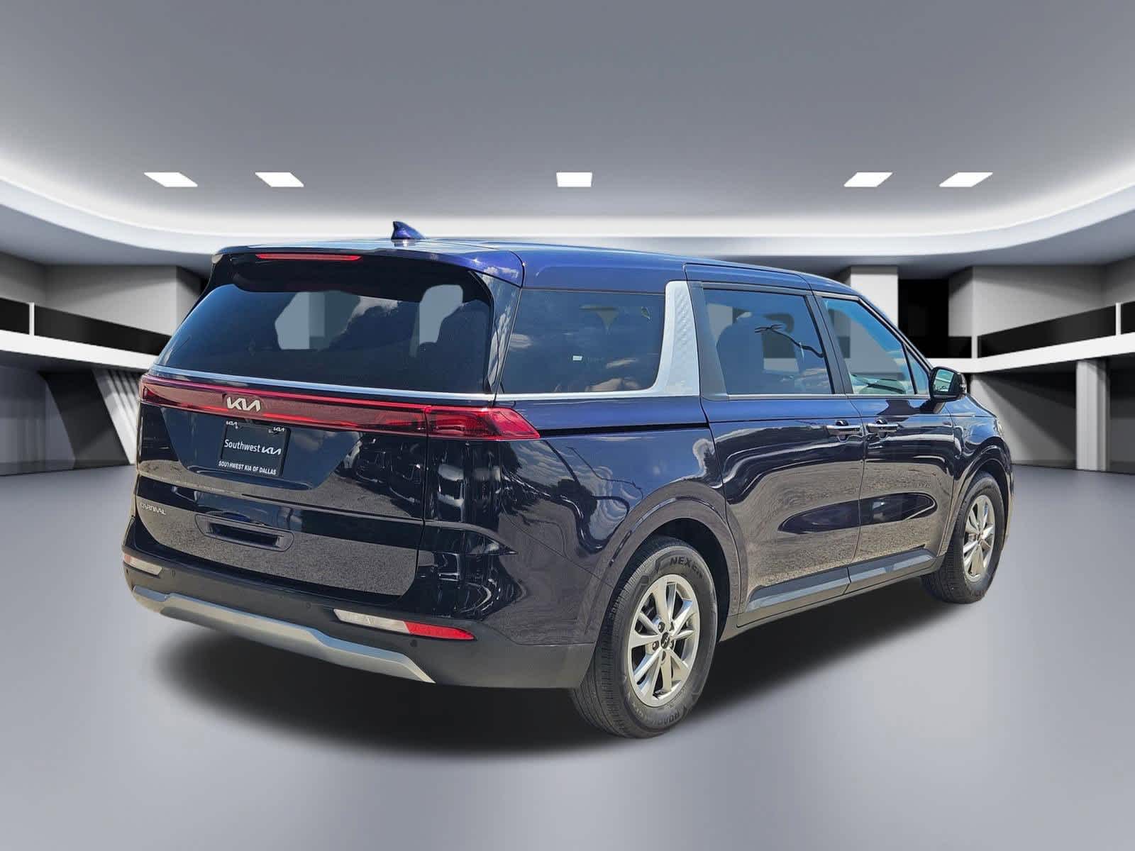 Thumbnail: 2024 Kia Carnival - 6