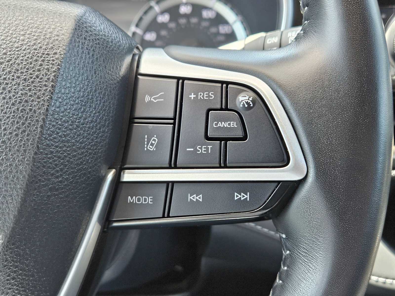 Thumbnail: 2024 Toyota Highlander - 26