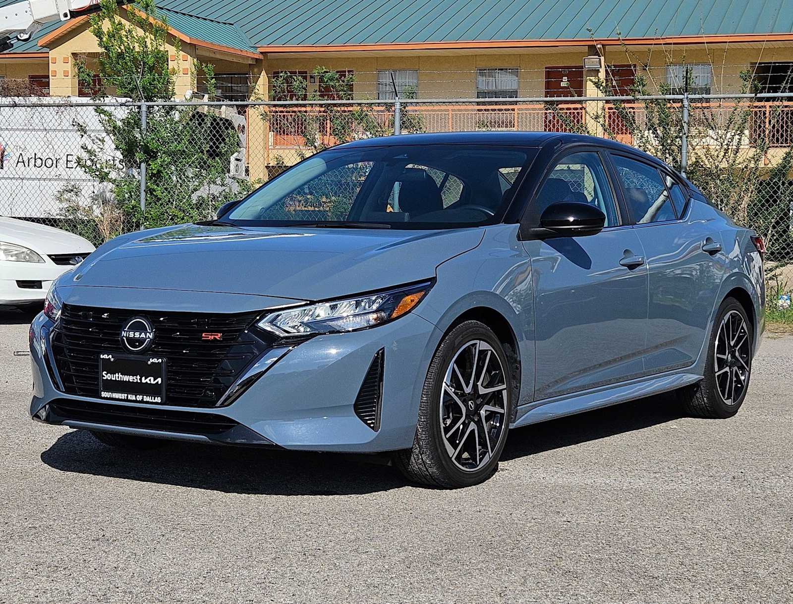 Thumbnail: 2024 Nissan Sentra - 10