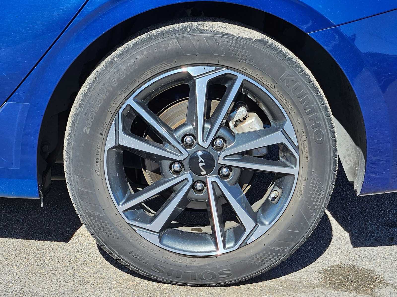 Thumbnail: 2024 Kia Forte - 11