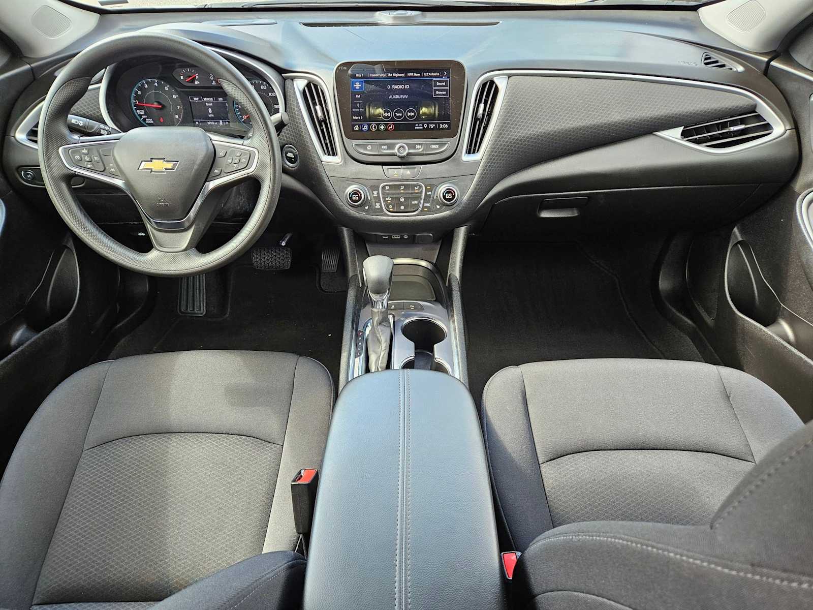 Thumbnail: 2025 Chevrolet Malibu - 15