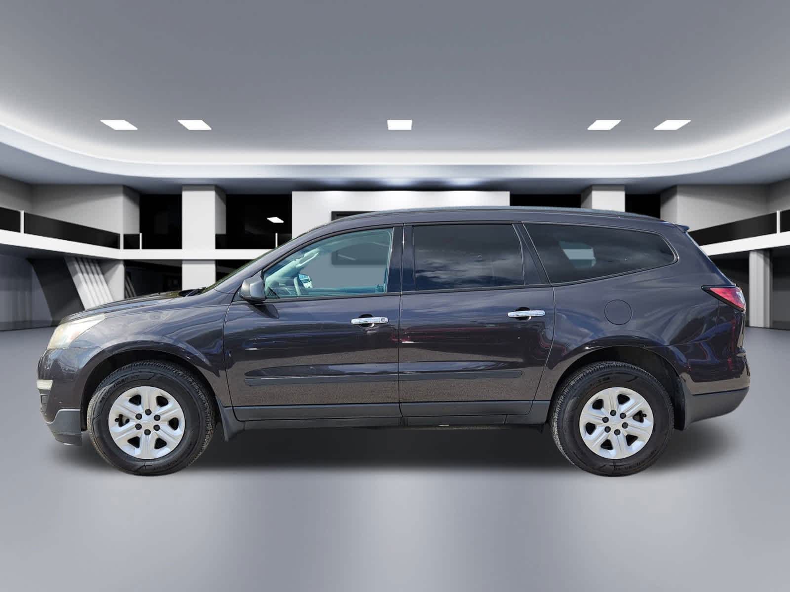 Thumbnail: 2014 Chevrolet Traverse - 3