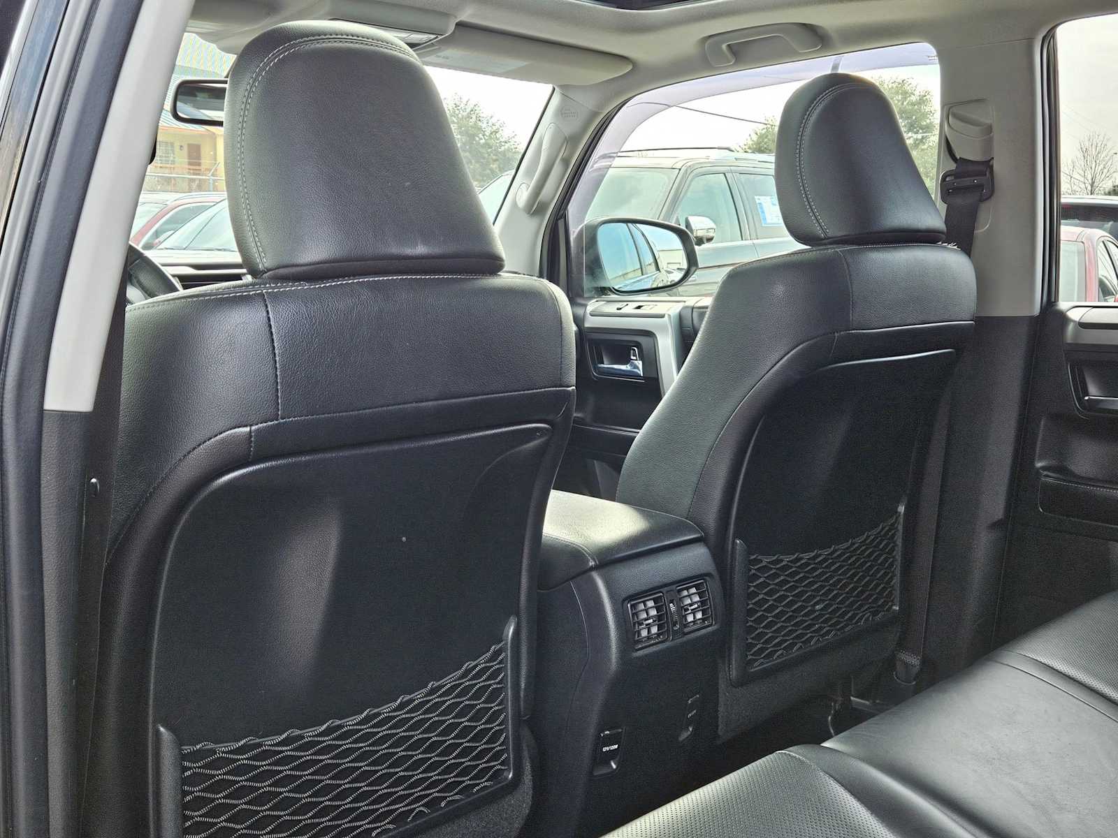 Thumbnail: 2018 Toyota 4Runner - 17