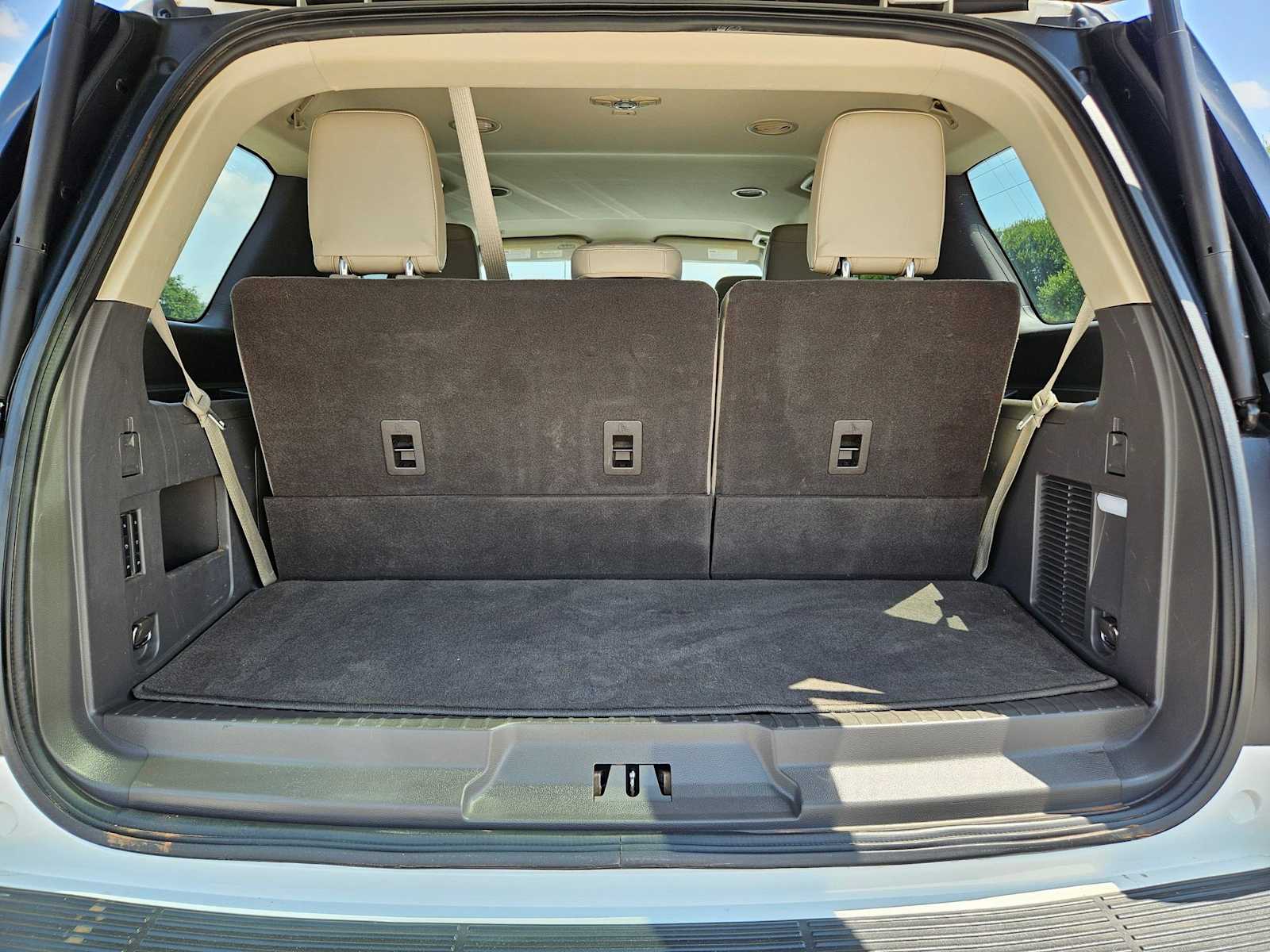 Thumbnail: 2021 Ford Expedition - 25