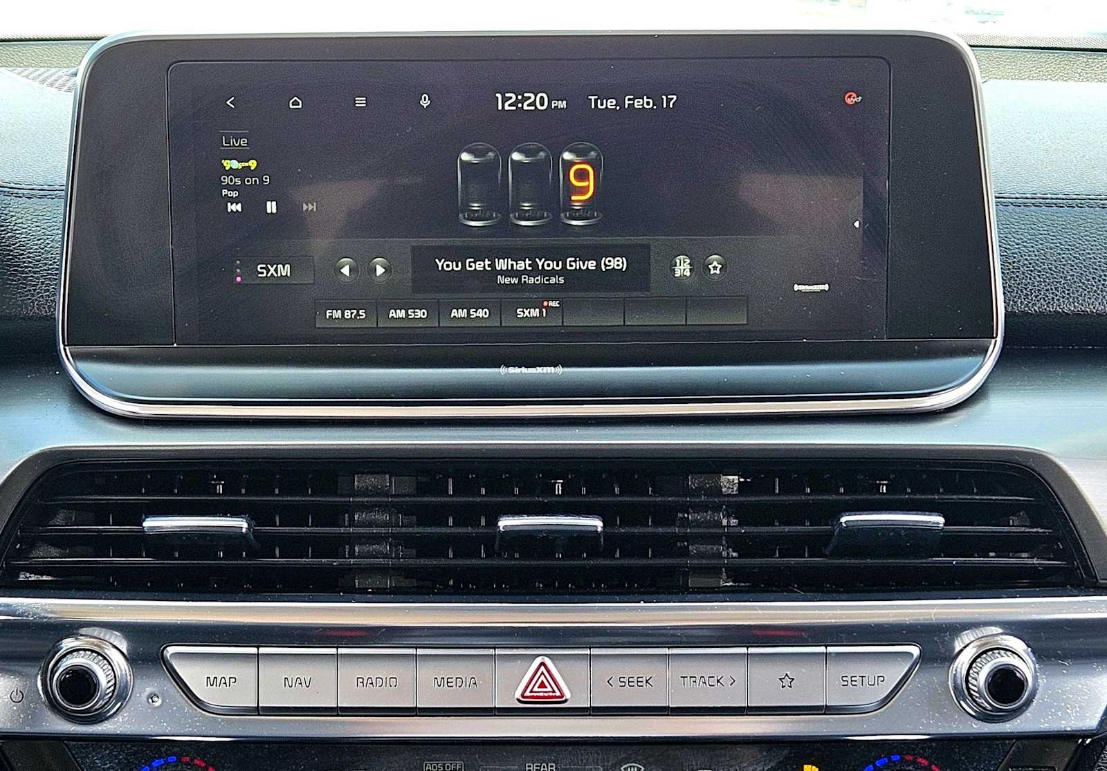 Thumbnail: 2022 Kia Telluride - 20