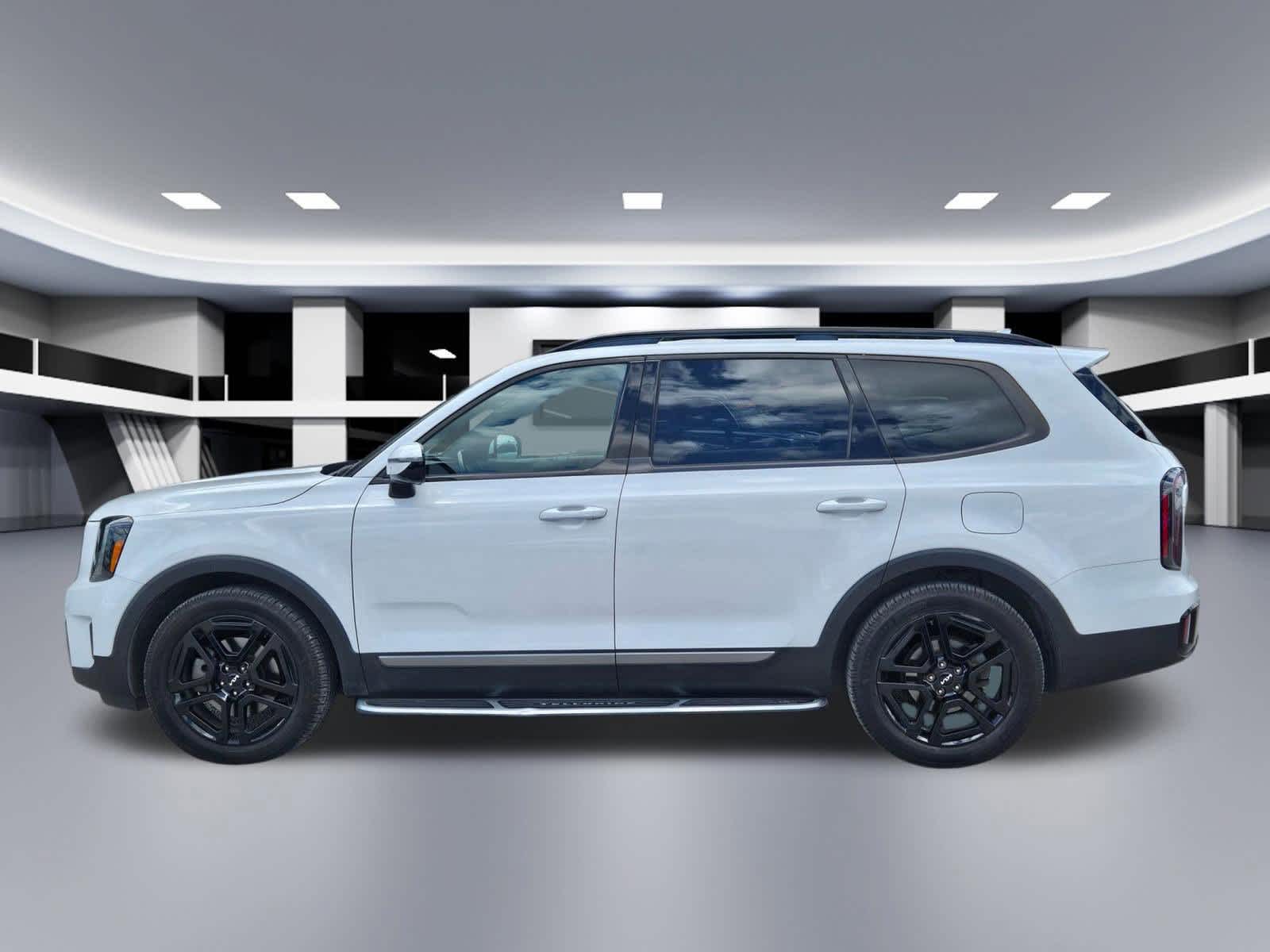 Thumbnail: 2023 Kia Telluride - 3