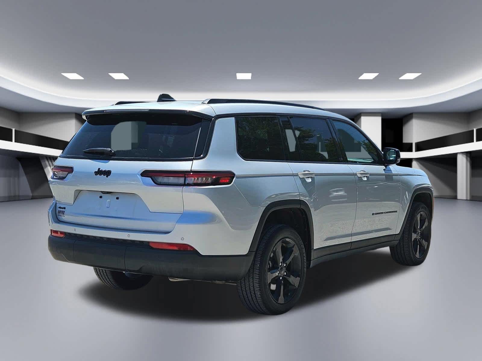 Thumbnail: 2025 Jeep Grand Cherokee L - 5