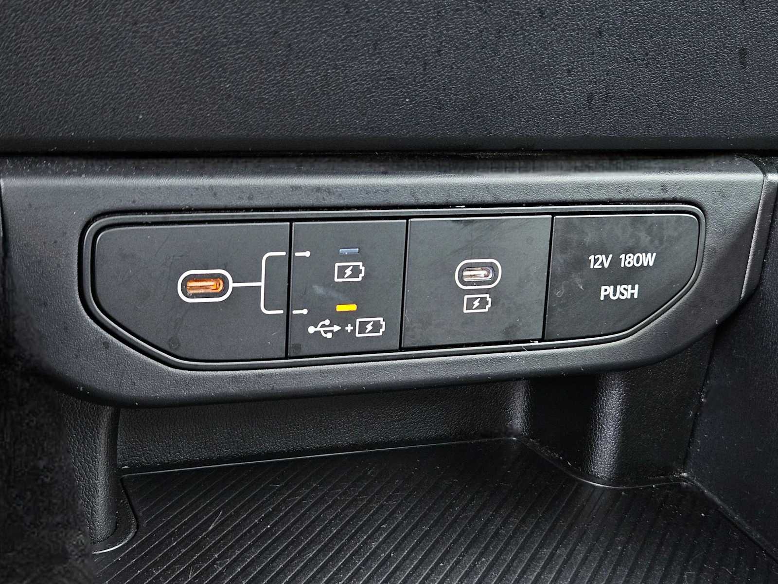 Thumbnail: 2025 Kia K4 - 29