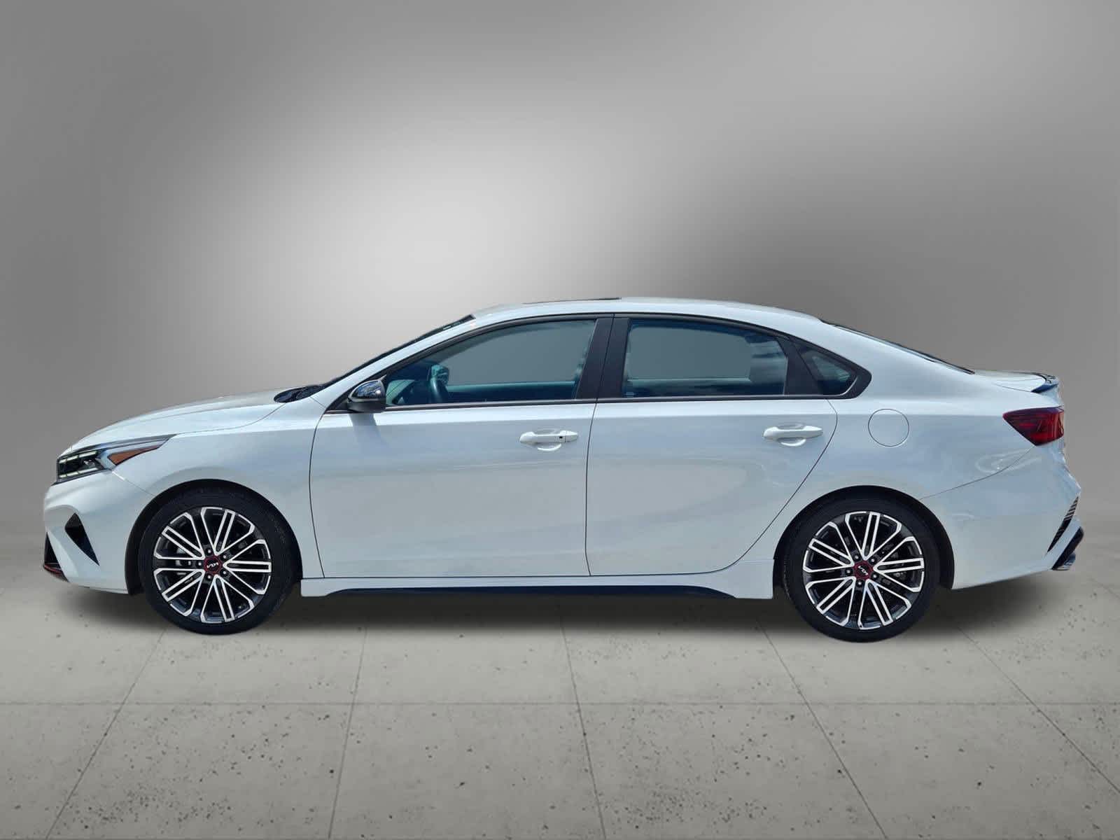 2023 Kia Forte GT 3