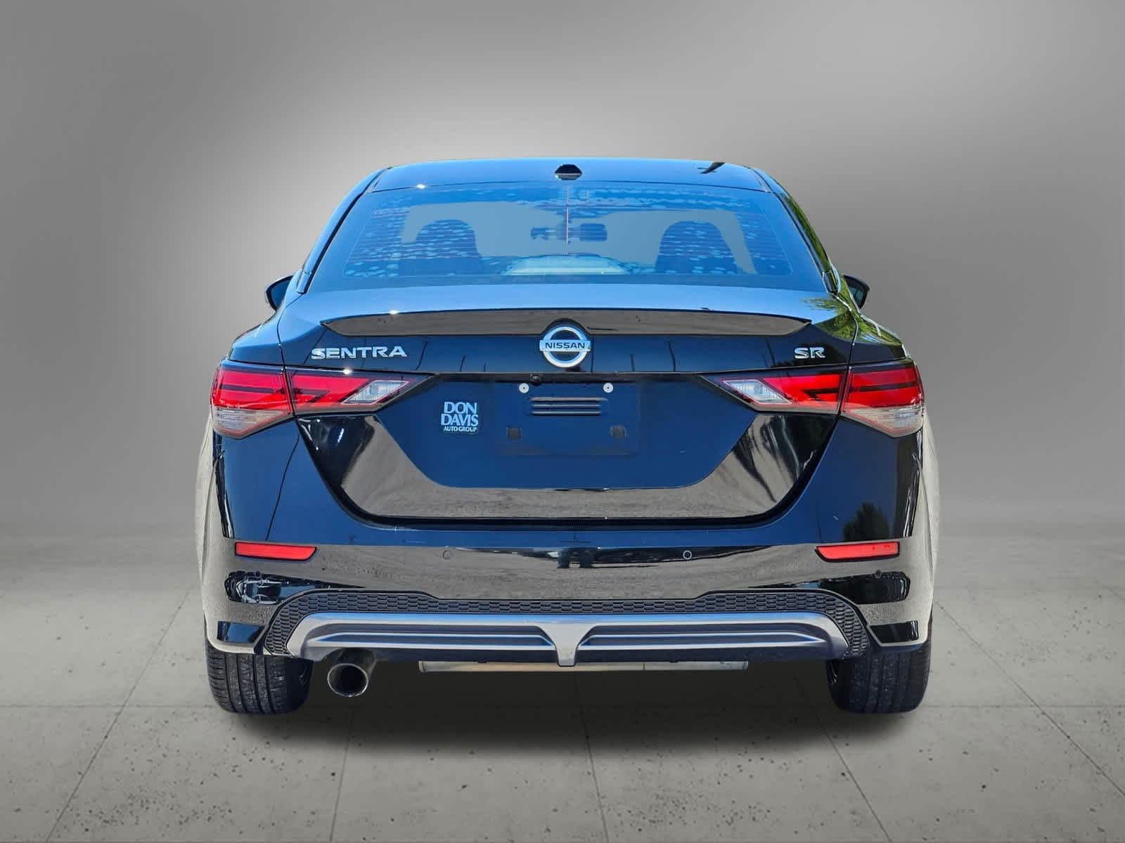 Thumbnail: 2021 Nissan Sentra - 4