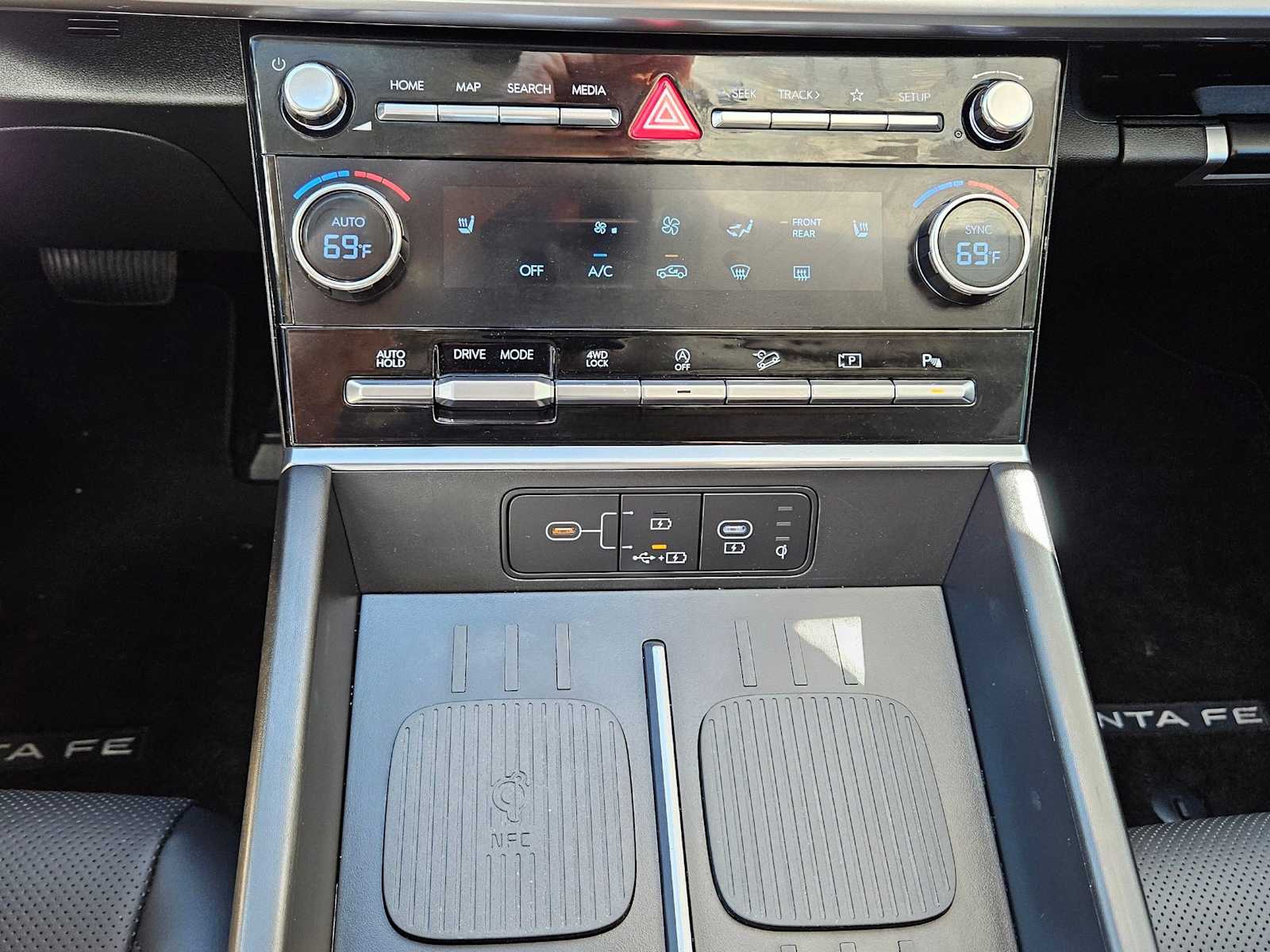 Thumbnail: 2025 Hyundai Santa Fe - 32