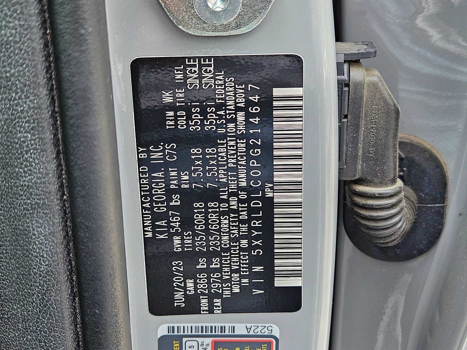 Thumbnail: 2023 Kia Sorento - 31