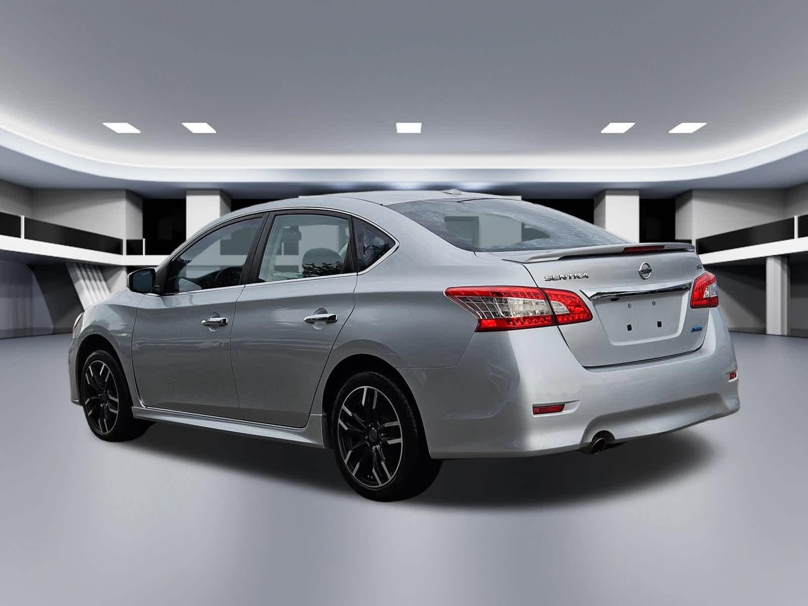Thumbnail: 2014 Nissan Sentra - 4