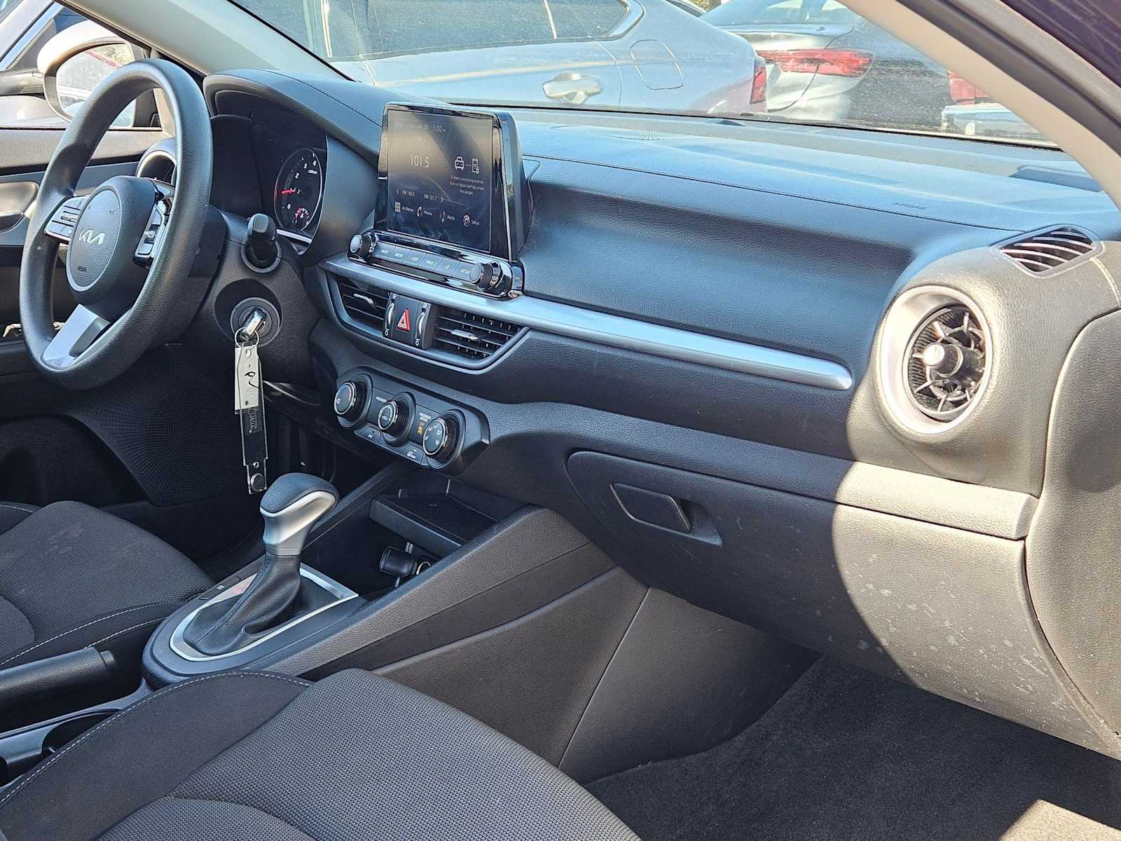 Thumbnail: 2024 Kia Forte - 21