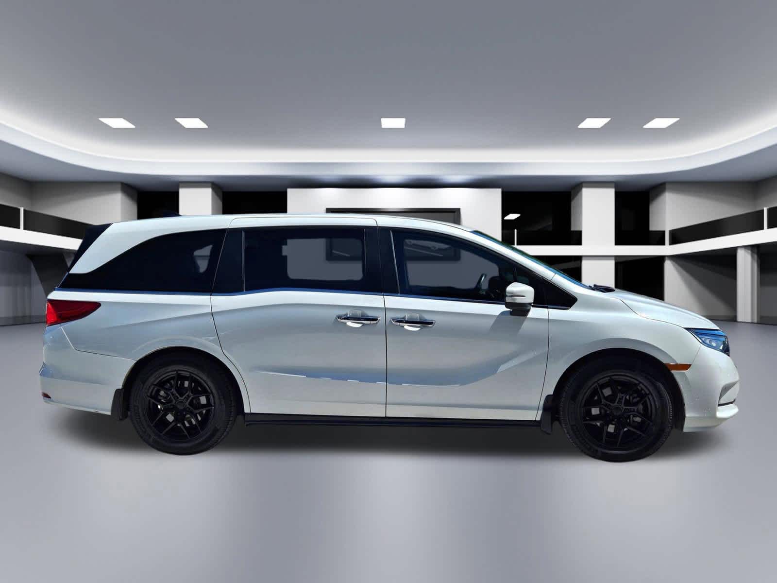 Thumbnail: 2022 Honda Odyssey - 7