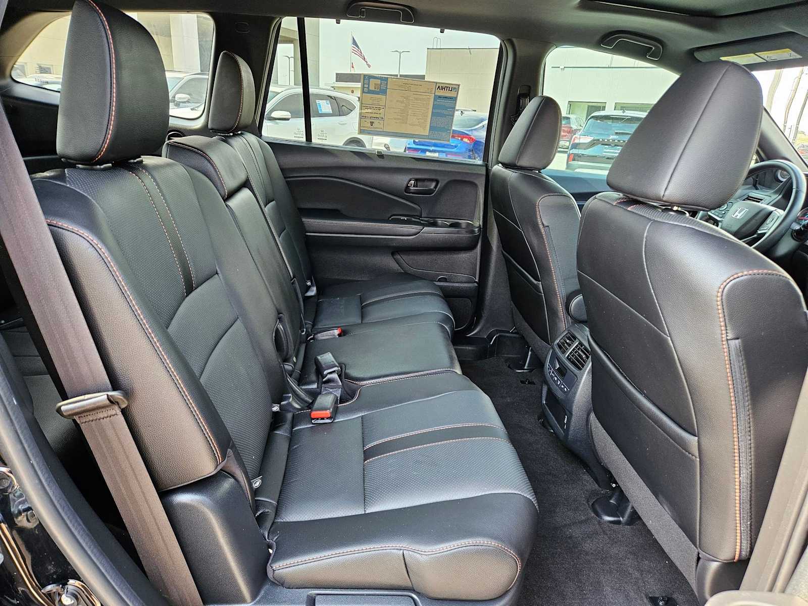 Thumbnail: 2022 Honda Pilot - 21