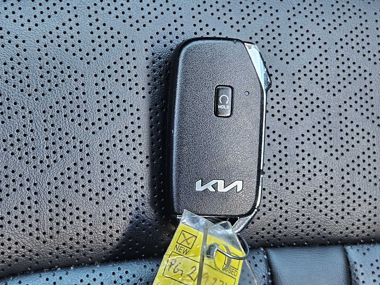 Thumbnail: 2023 Kia Sorento - 35