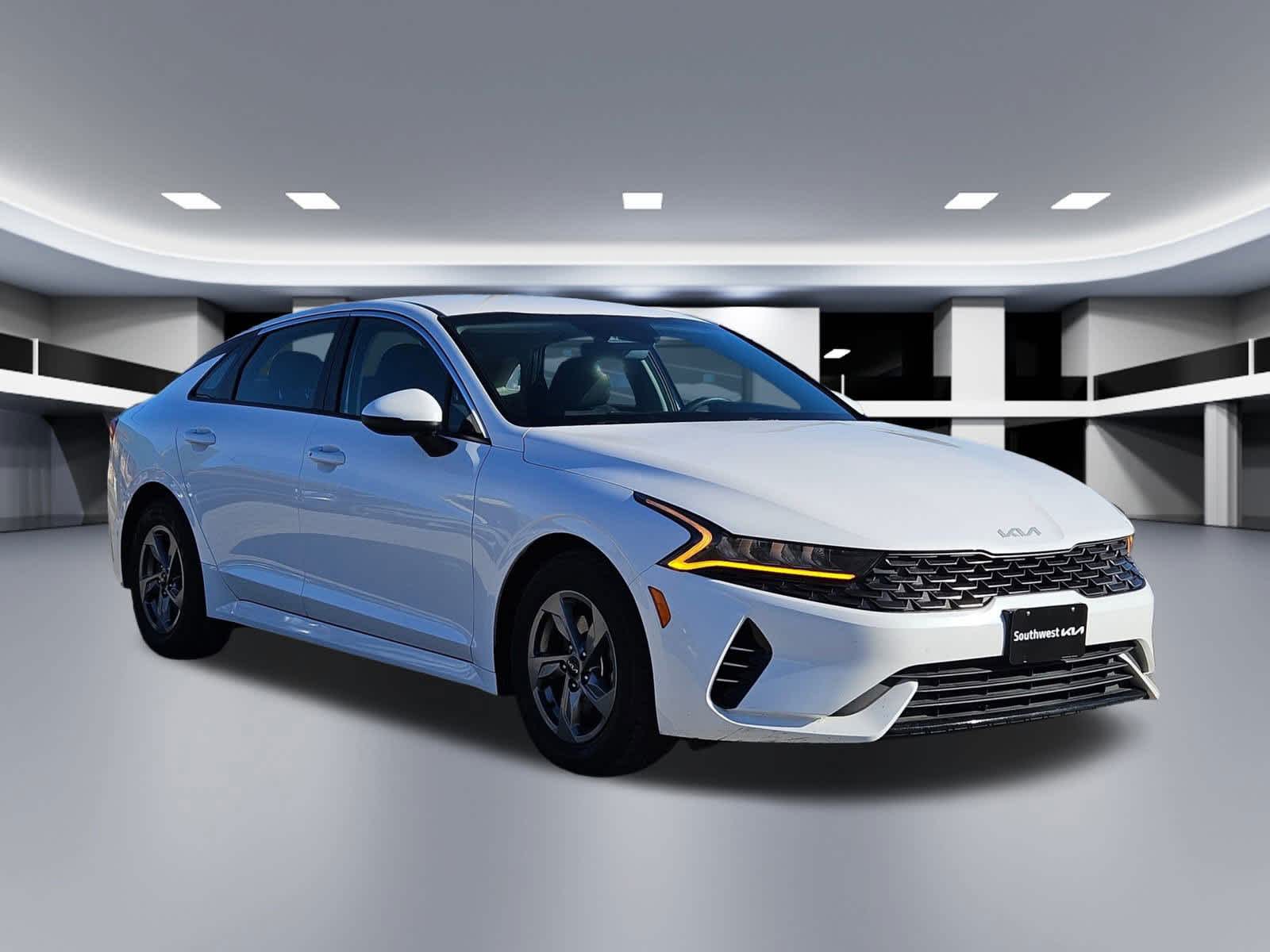 Thumbnail: 2023 Kia K5 - 8