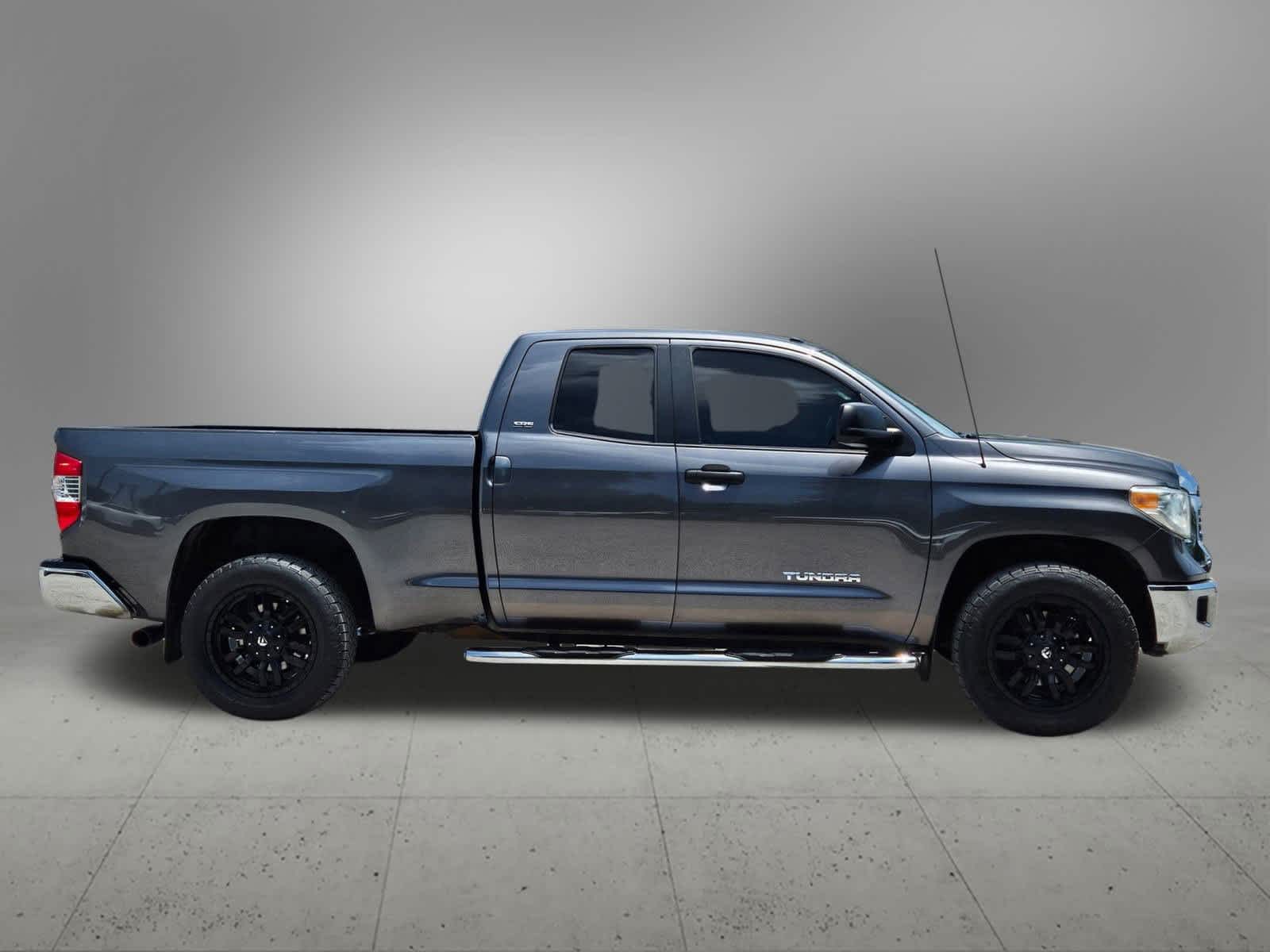 Thumbnail: 2016 Toyota Tundra - 7