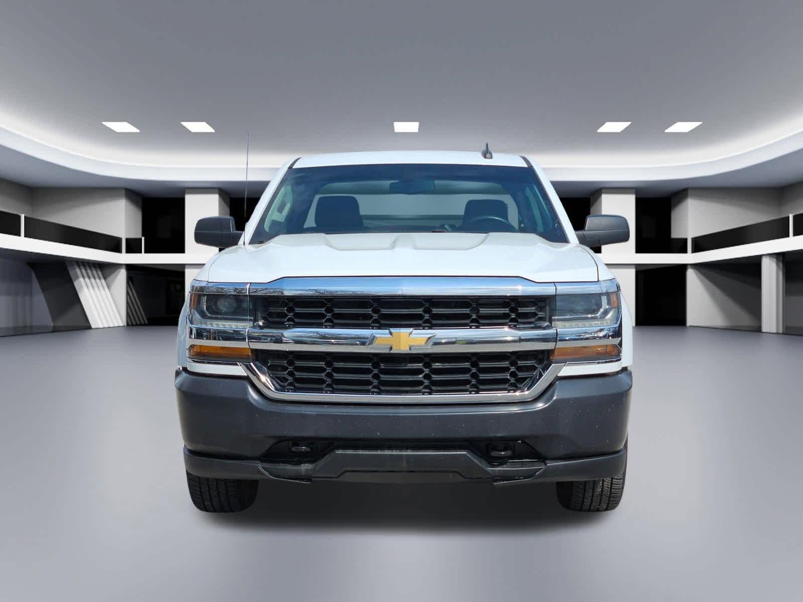 Thumbnail: 2019 Chevrolet Silverado 1500 - 9