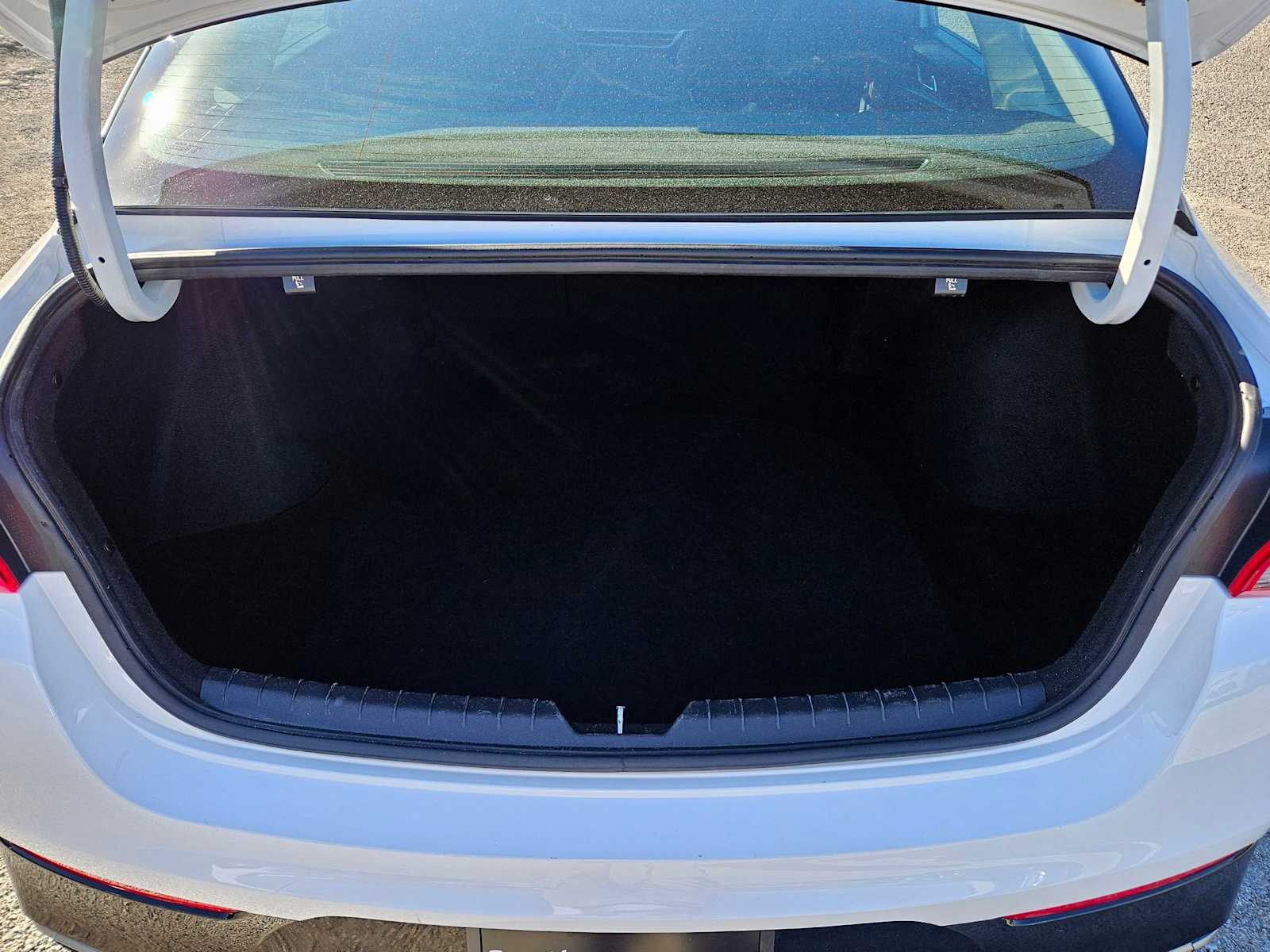 Thumbnail: 2023 Kia K5 - 33