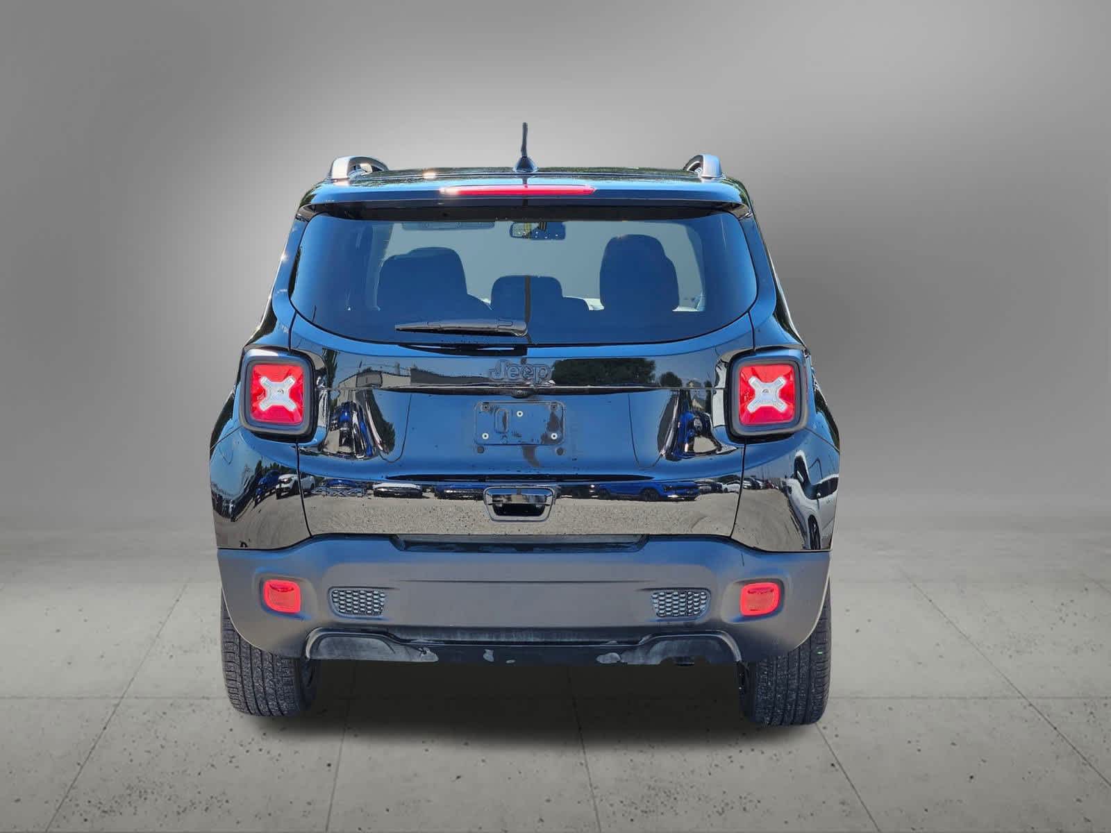 Thumbnail: 2023 Jeep Renegade - 5