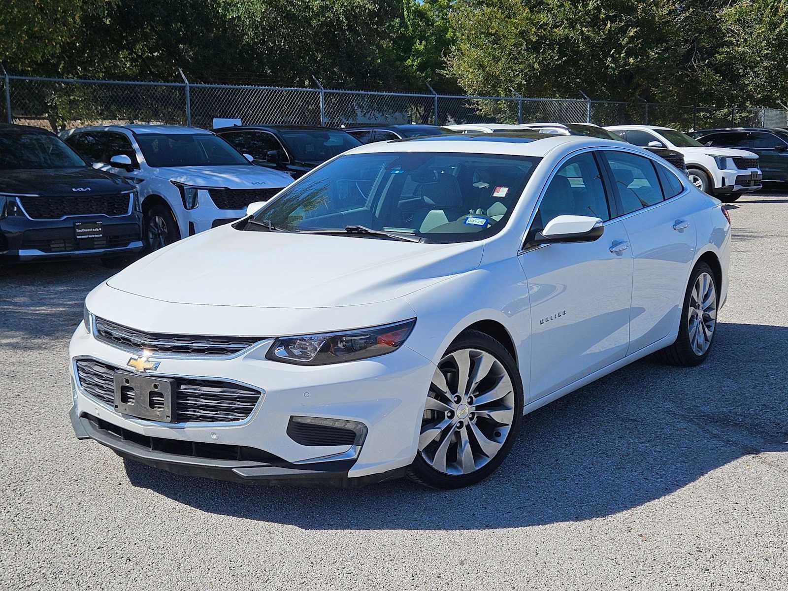 Thumbnail: 2018 Chevrolet Malibu - 1