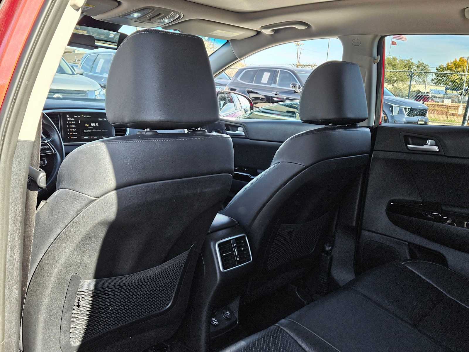 Thumbnail: 2022 Kia Sportage - 17