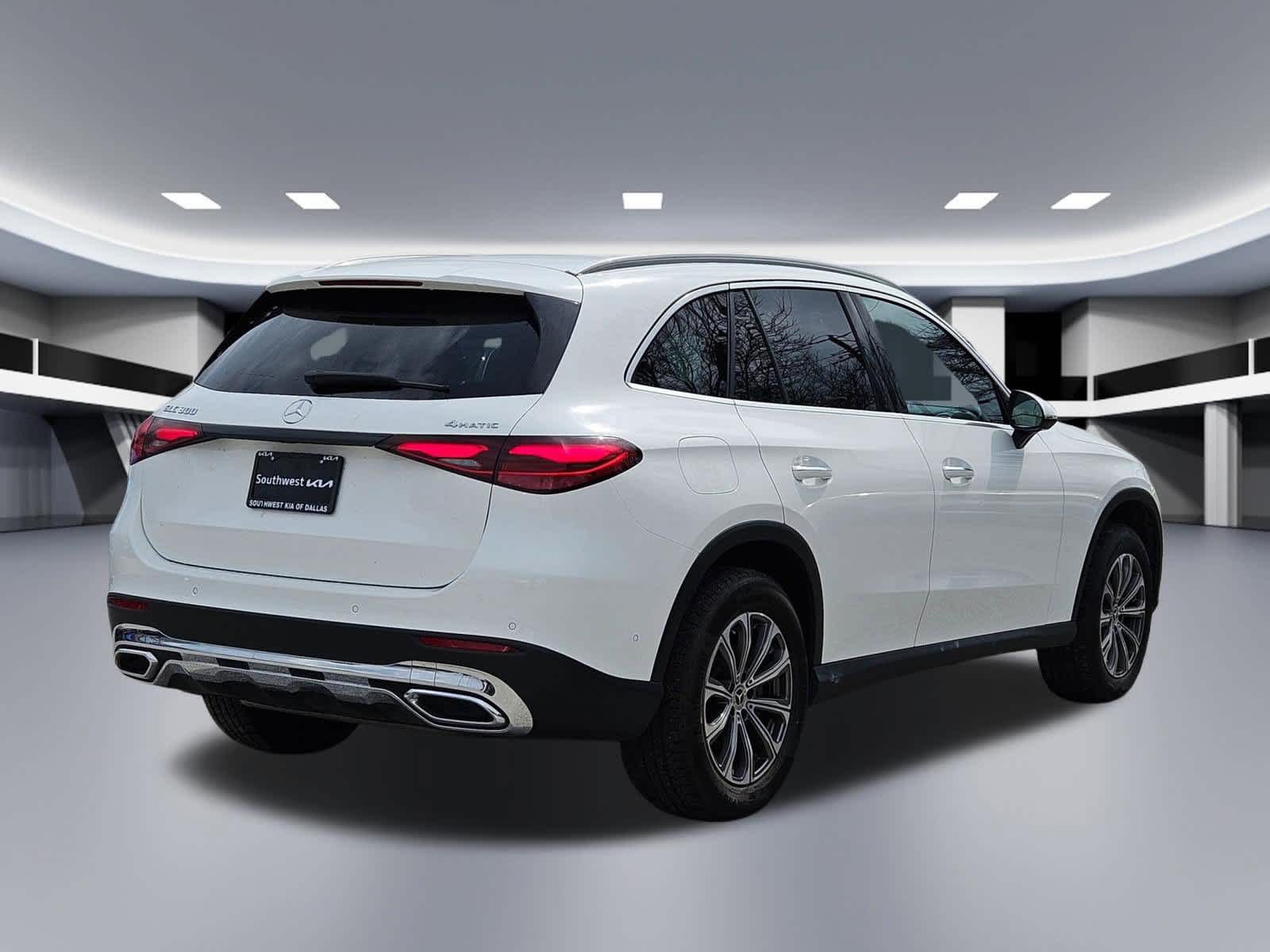 Thumbnail: 2024 Mercedes-Benz GLC - 6